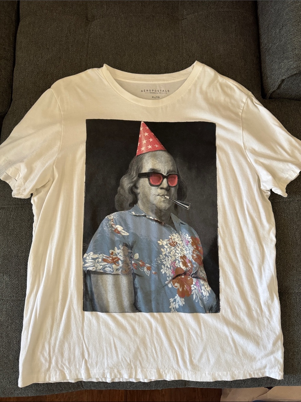 Aeropostale White Graphic T-Shirt